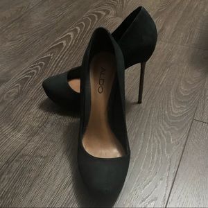 Aldo black suede sexy pumps with metal heels